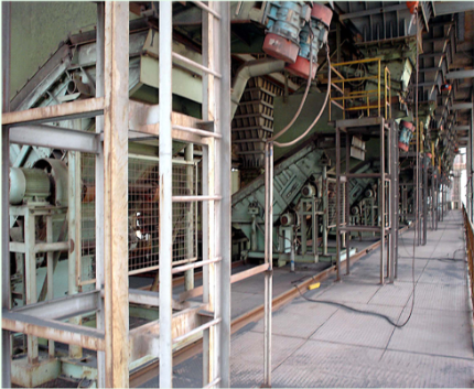 南钢新厂新1号2000立方米 新2号2500立方米 高炉烧结矿、焦炭、球团、块矿筛